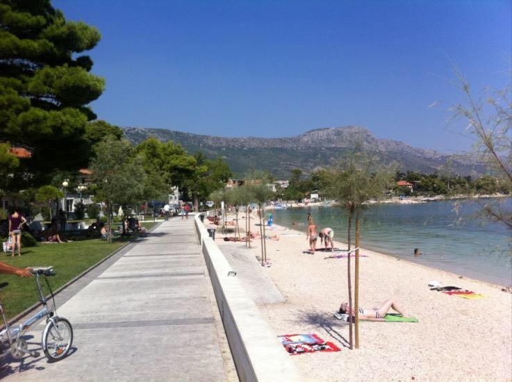 Holiday Home Chester With Heated Pool Kaštela المظهر الخارجي الصورة
